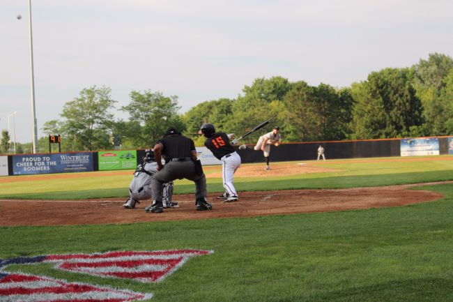 Boomers Sweep Defending Champs