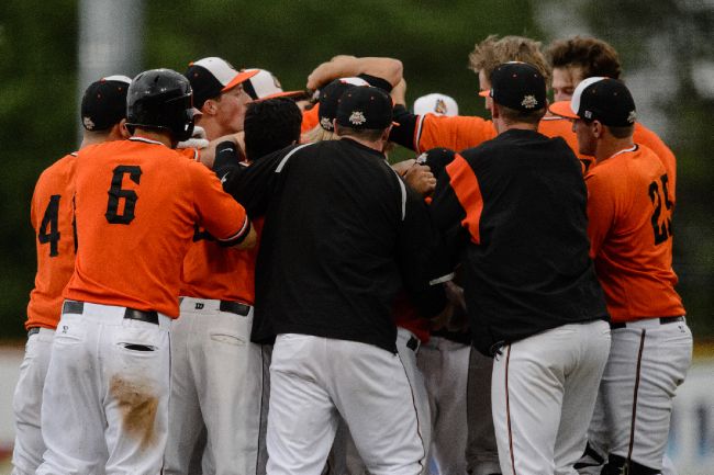 Walk-Off Propels Boomers To Comeback Win