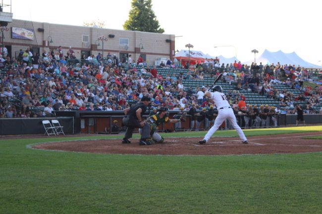 Boomers Win Fifth Straight in Rain Shortened Affair