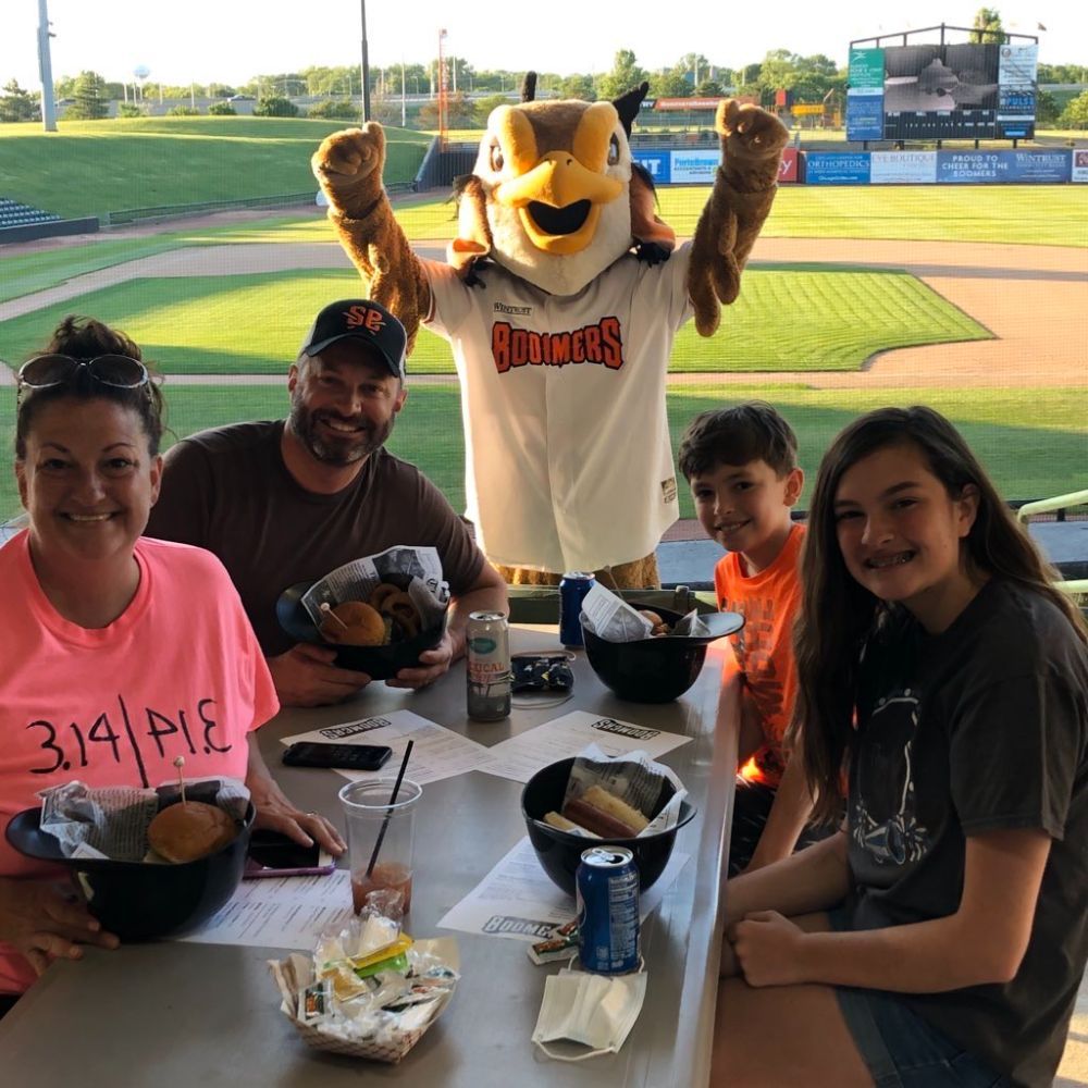 Outdoor Dining at Boomers Stadium