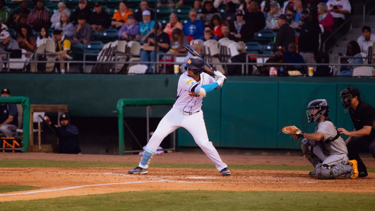 Bird Dawgs Split Doubleheader With Florence, Set Franchise Record With 17 Hits in Game One Blowout