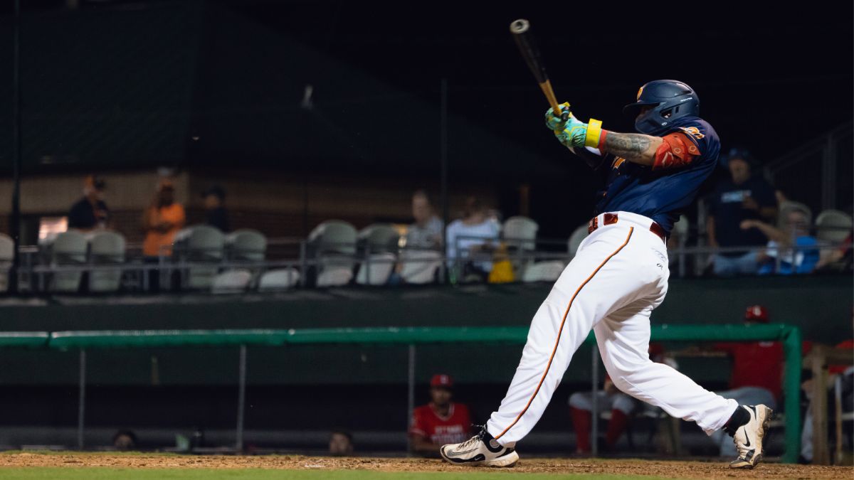 Figueroa Homers Three Times, Drives in Eight as Bird Dawgs Reach First Winning Record