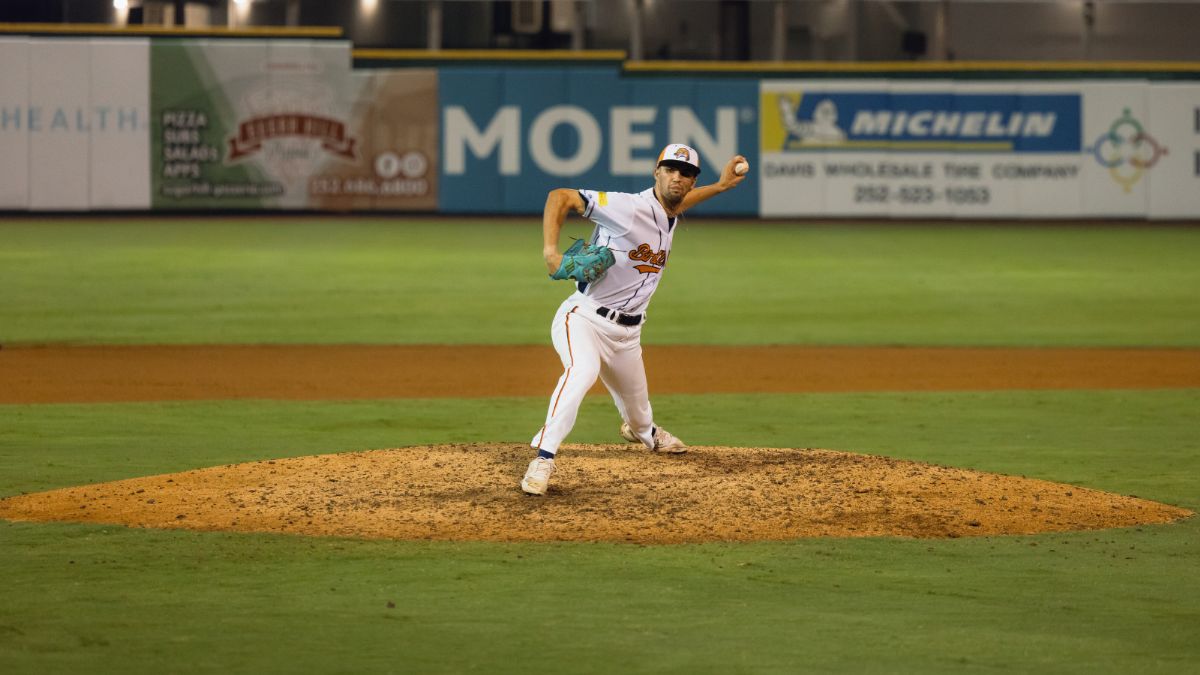 Bird Dawgs Rally to Tie in Seventh but Fall 5-3 as Majick Deals Eight Strong Innings