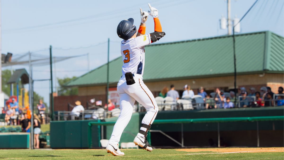 Bird Dawgs Erupt for Four in Seventh, Roll Past ValleyCats 12-7 to Win Second Straight