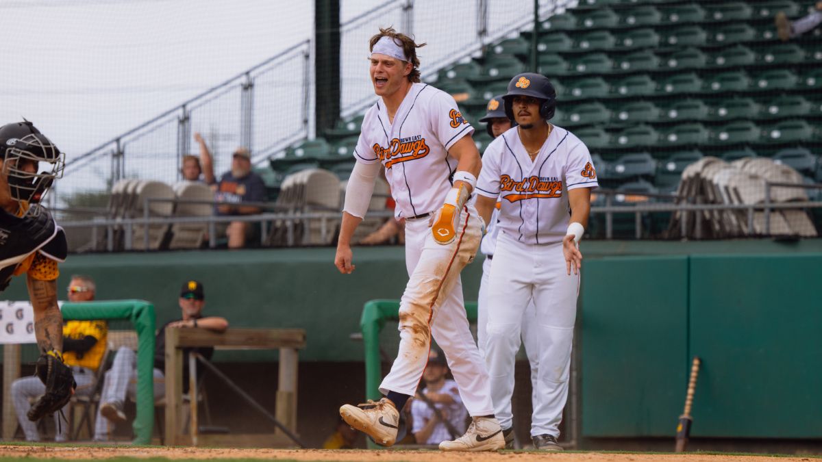 Backus' Passed Ball Walk-Off Caps Three-Run Comeback as Bird Dawgs Win Third Straight