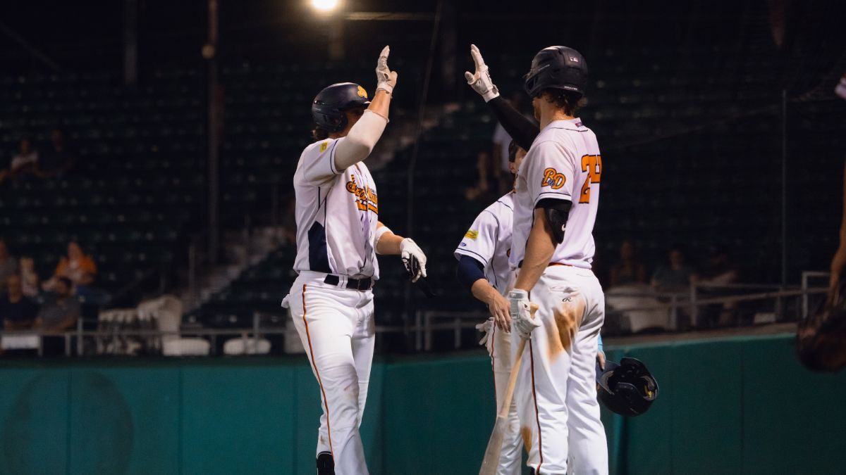Backus Extends Homer Streak to Three Games as Bird Dawgs Blow Past Aigles 9-3