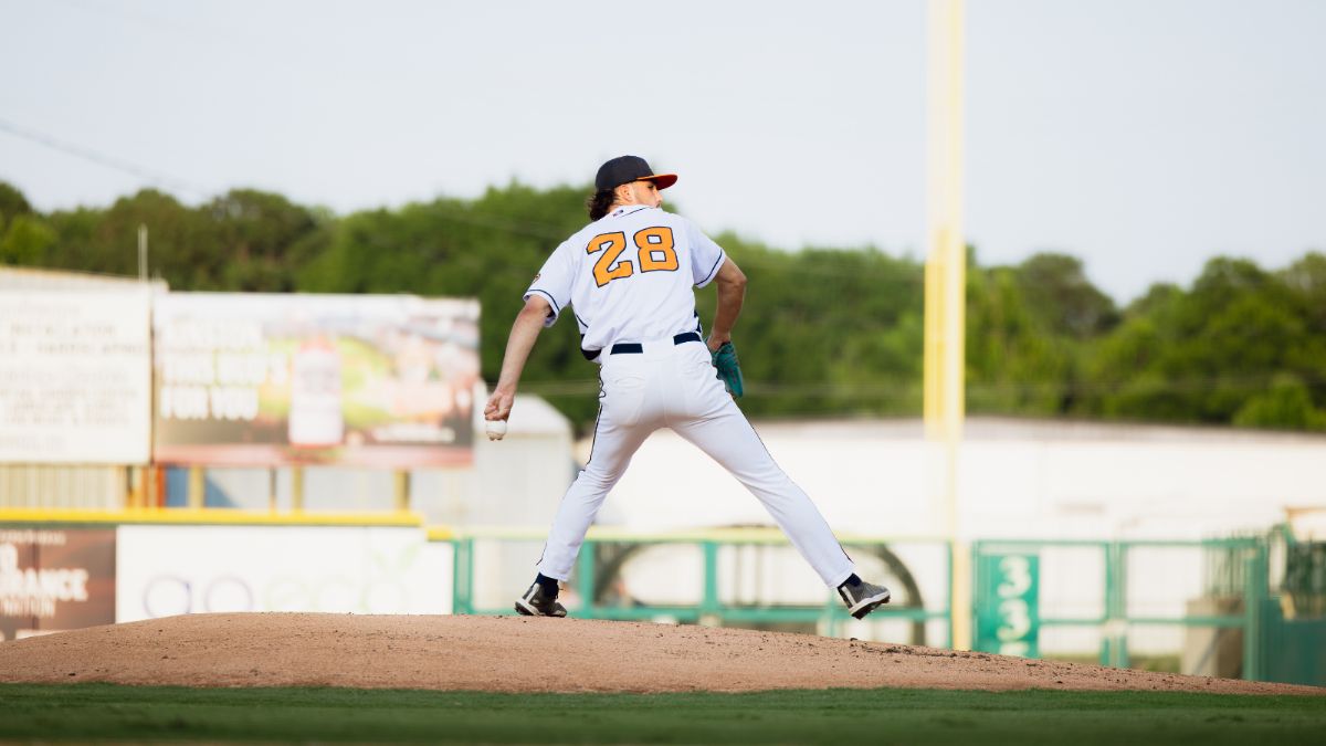 Backus' Go-Ahead Homer Fuels Four-Run Seventh as Bird Dawgs Even Series With Tri-City