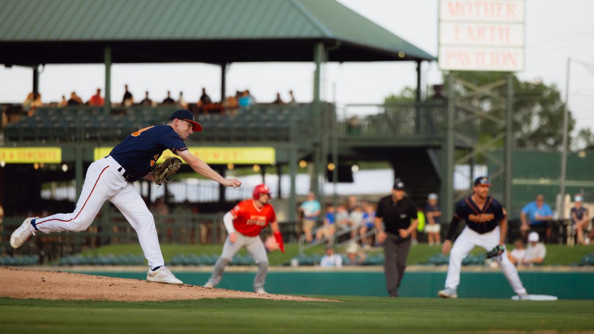 Bird Dawgs Cruise to 5-3 Win, Take Commanding 3-1 Series Lead Over Otters
