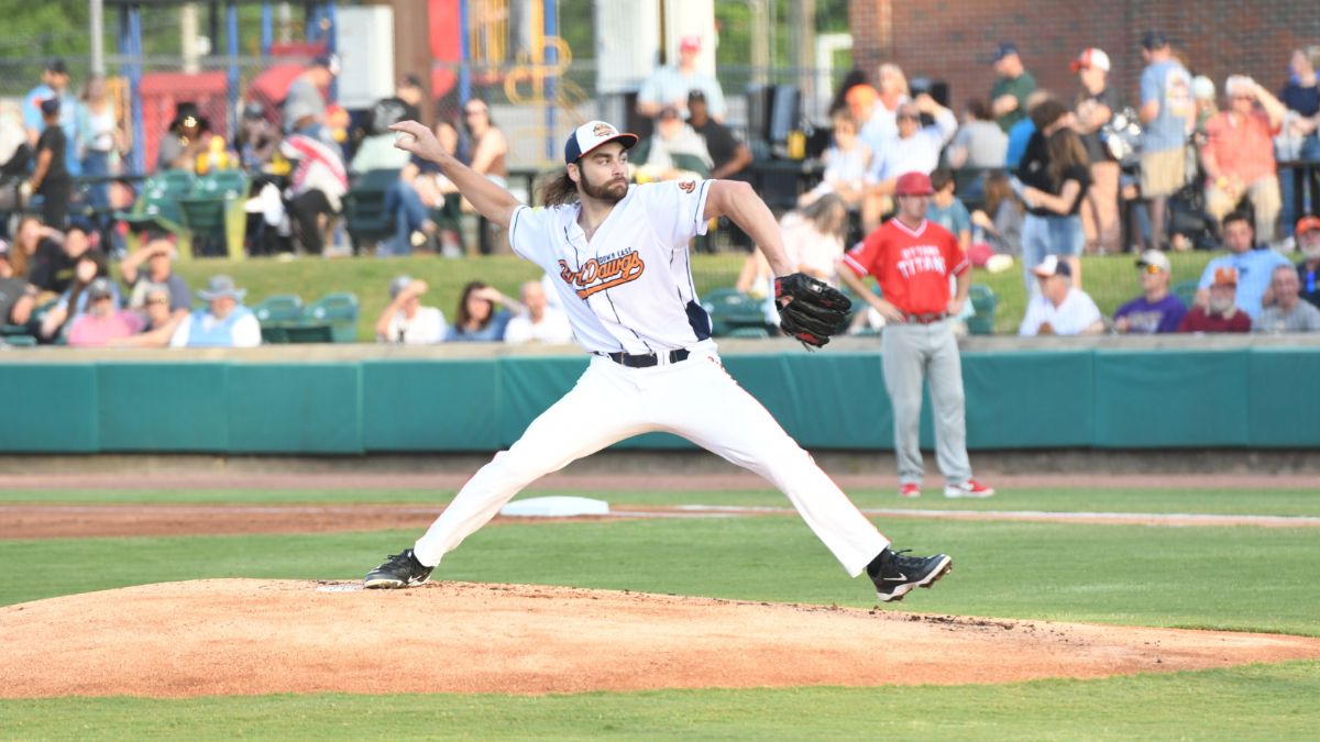 Bird Dawgs Blank Mississippi en route to First Home Win