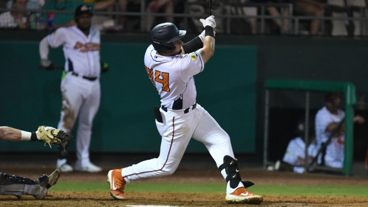 Bird Dawgs Stun Jackals with Pino’s Ninth-Inning Slam