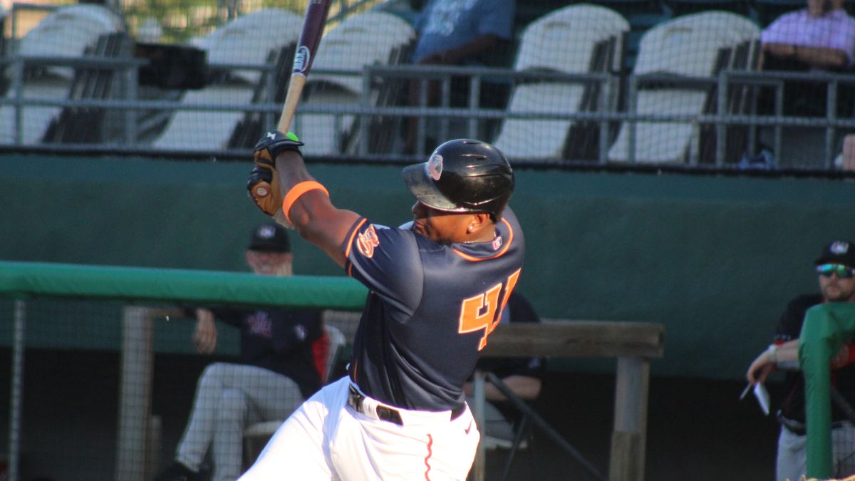 Offense Stalls as Bird Dawgs Drop Game 2 in Pearl