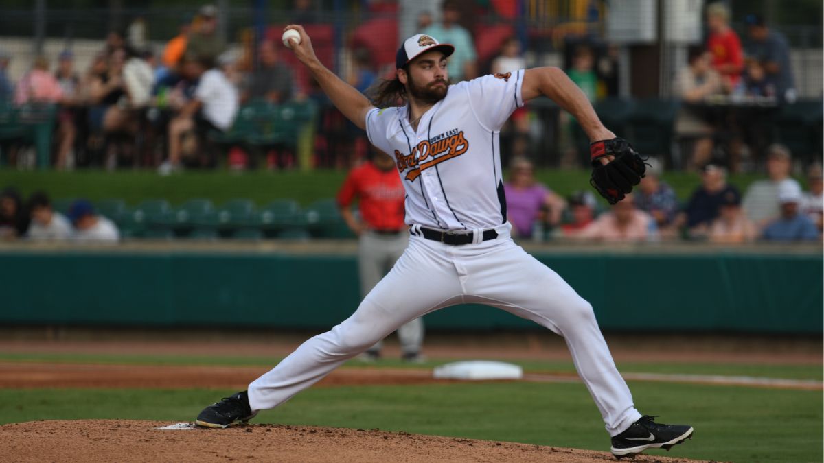 Bird Dawgs Drench Mud Monsters with Sixth-Inning Surge