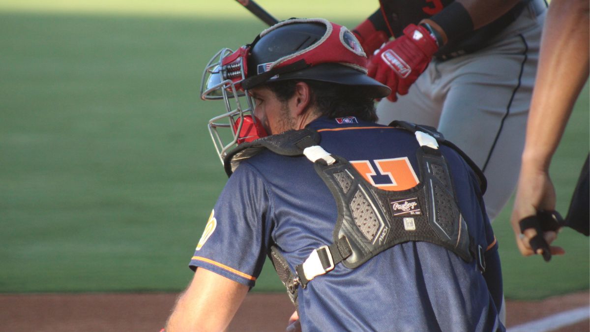 Stevens Walks It Off as Bird Dawgs Split Twin Bill
