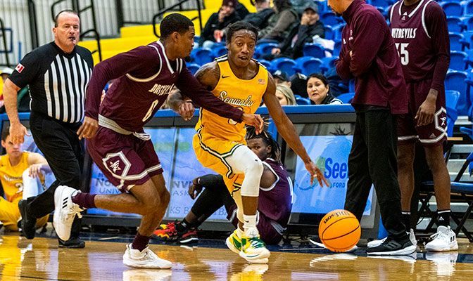 Vikings, Seawolves On Rolls Entering Conference Play