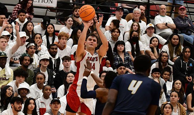 Saint Martin's secured its second straight regular-season title with a 58-55 win over Northwest Nazarene on Saturday.