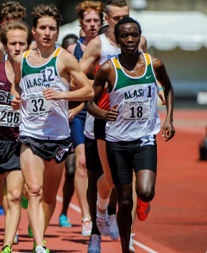 UAA's Dominik Notz (32) will double in the 5K and 10K and Henry Cheseto (18) will be in the 5K at Allendale (CJImages.com)