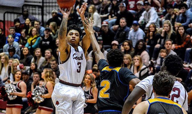 Central Washington's Dom Hunter enters the week second in Division II in scoring, averaging 28.6 points per game.