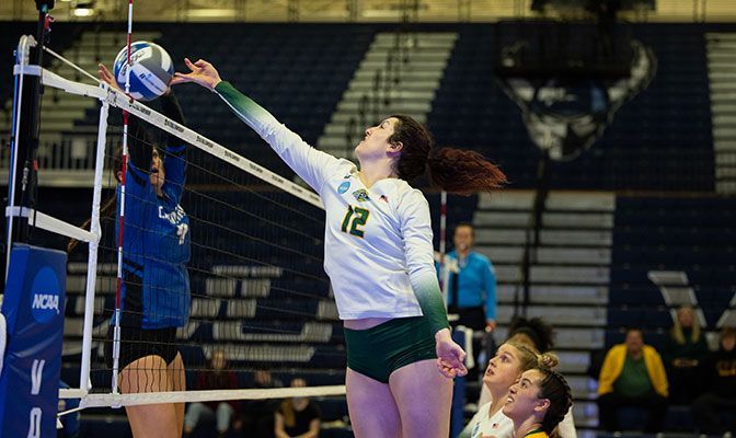 Lisa Jaunet finished with 14 kills in her final Alaska Anchorage match.