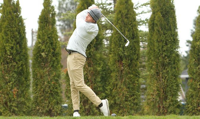 Western Washington senior Aidan Thain shot a record-tying round of 64 and leads the GNAC Championships by eight strokes at 11-under-par 131. Photo by Shawn Toner.