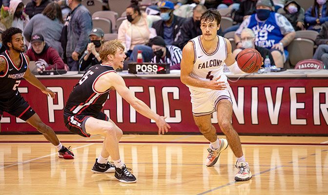 Reidy (left) leads NNU with 13.4 points per game while Cavell averages 13 points per game for SPU. Both rank in the top-four in the GNAC in steals.