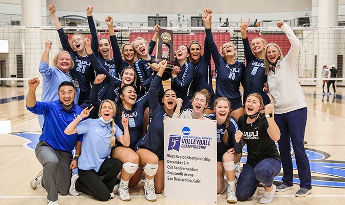 The championship is the third for Western Washington in the last six years. It is the second time that WWU has won the title with a three-set sweep. Photo by Felisha Carrasco.