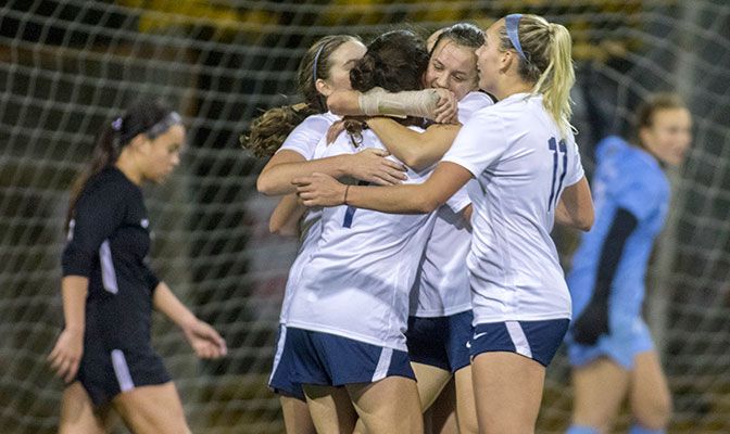 Goals by Karli White and Dayana Diaz lifted Western Washington to the program's eighth consecutive GNAC Championships final. Photo by Matthew Brashears.