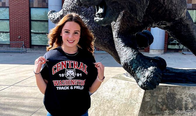 Houck is a first year on the track and field team and is the secretary for the GNAC SAAC Board for 2022-23.