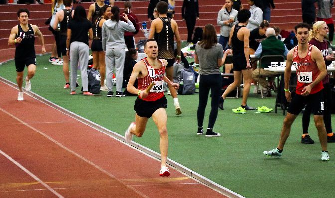 Simon Fraser took victory in the men's distance medley relay at the John Thomas Terrier Classic in Boston with a Division II-leading time of 9:42.77.