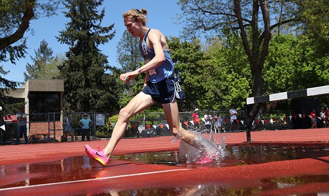 Jeret Gillingham defended his championship in the steeplechase, winning in a time of 9:04.20. Photo by Amanda Loman.
