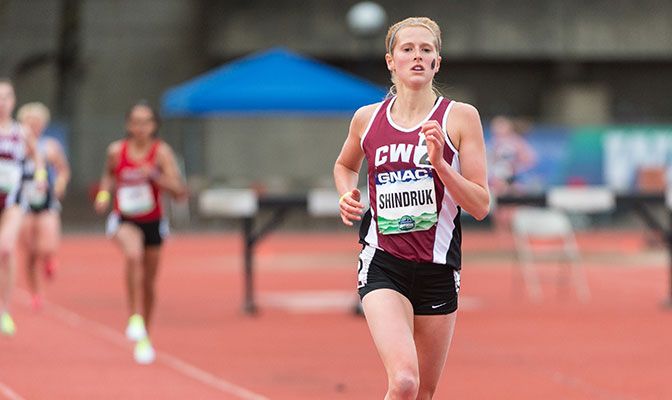 In addition to her 4.00 GPA, Central Washington sophomore Alexa Shindruk won the 10,000 meters at the GNAC Outdoor Championships. Photo by Chris Oertell.
