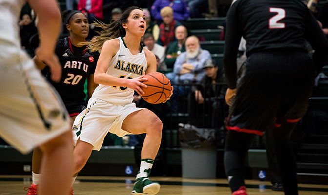 Alaska Anchorage beat two regionally-ranked teams last week to return to the No. 1 ranking in the West Region D2SIDA poll.