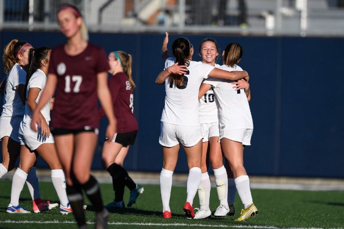 Playing for the fourth time this season, Concordia got the best of Seattle Pacific in Thursday's first round of the NCAA Championships. (photo by Chris Oertell)