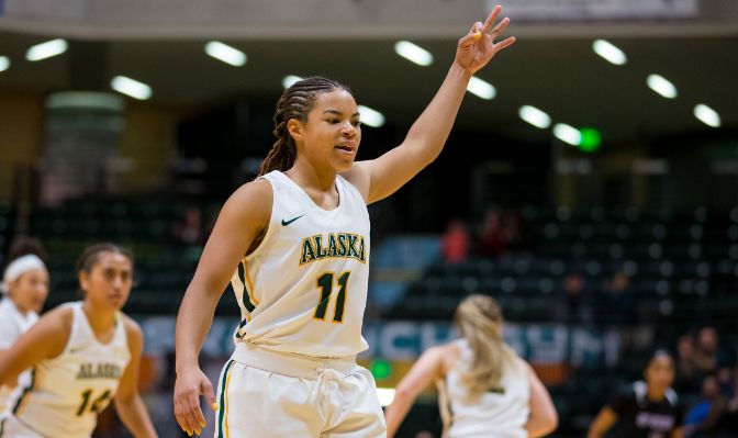 Alaska Anchorage senior guard Safiyyah Yasin is the Seawolves' top scorer, ranking seventh in the conference with 14.1 points per game.