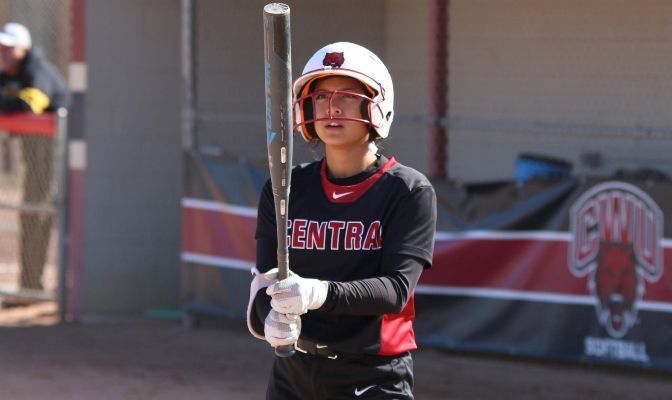 Keegan Wise batted .154 in 2021 with two hits, eight runs scored, one RBI and four walks. She was named to the GNAC Softball All-Academic Team.