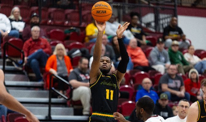 UAA's Tyson Gilbert had 19 points, and made 3 of his team's 13 treys on Thursday evening.