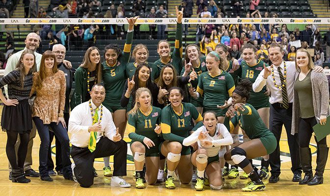 Alaska Anchorage clinched a share of its second consecutive GNAC title and the third in school history with a four-set win on Saturday over Central Washington.