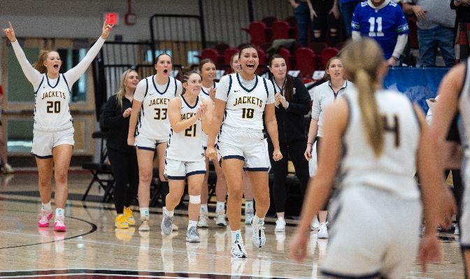 Montana State Billings took a 62-60 victory over host Central Washington to punch its ticket to the GNAC Championships final for a second straight year. | Photo by Jacob Thompson