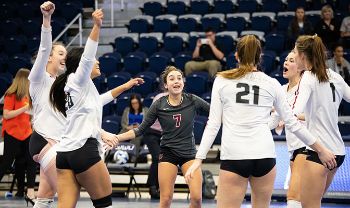 Lucky Seven: Wildcats Advance In Volleyball West Regional
