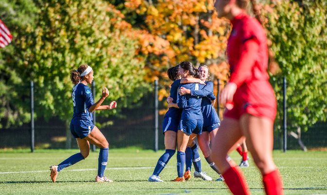 Western Washington's two shutout victories last week secured a top-two seed in the GNAC Championships for the Vikings and extended their unbeaten streak to eight matches.