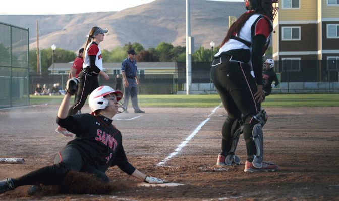 Sam Munger scores on double by Taviah Jenkins in sixth inning of Thursday's win (Photo by Joe Epperson)