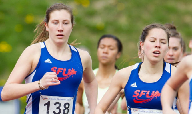 Simon Fraser's Lindsey Butterworth (left) had the best time by a GNAC woman at UW (SFU Photo)