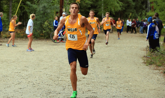 Robert Peterson led MSUB to a perfect score Thursday at Fairbanks.