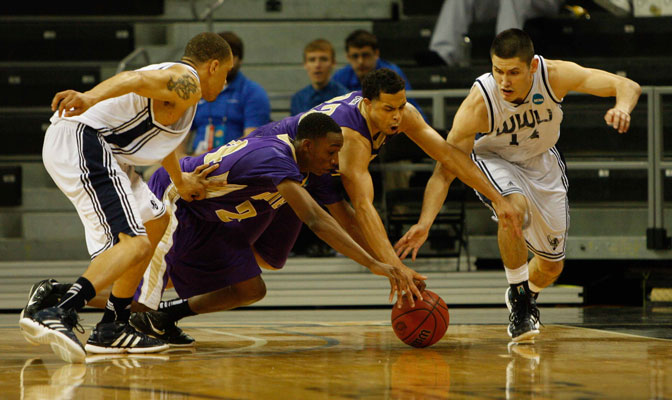 Richard Woodworth (far right) scored in double figures in WWU's quarterfinal and semifinal games.