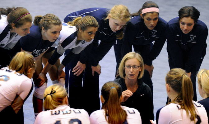 Diane Flick's Western Washington team is ranked 17th in AVCA poll.