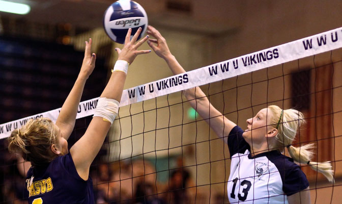 Western Washington outside hitter Marlayna Geary (13) has been named to two All-American teams.