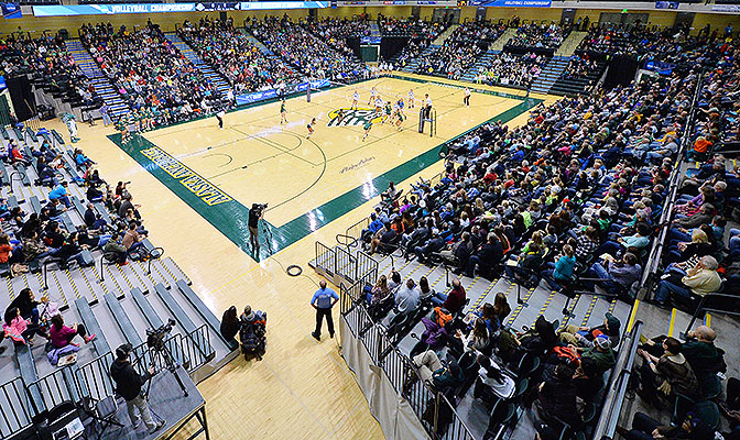 Alaska Anchorage has averaged 1,481 fans in 16 matches at the Alaska Airlines Center, topped by a crowd of 2,627 against Dixie State in the West Regional.