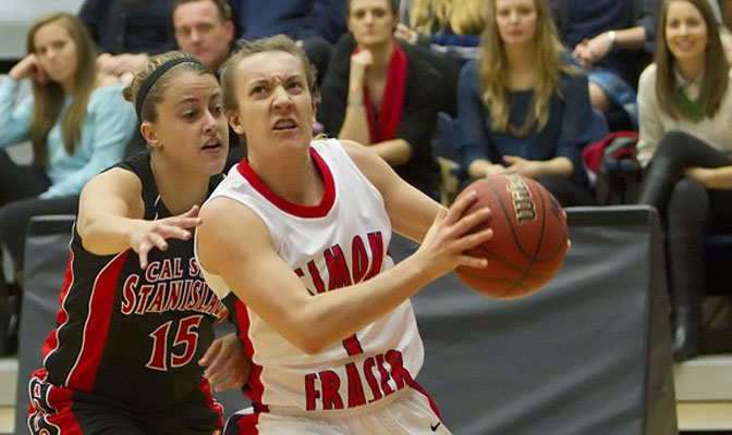 Katie Lowen (right) made three of five shots and scored seven points Thursday as Simon Fraser cruised to a 37-point home win over Saint Martin's (Photo by Ron Hole).