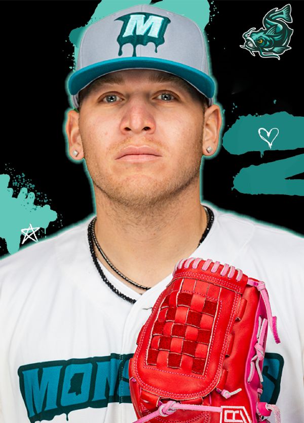 Chris Barraza, pitcher for the Mississippi Mud Monsters