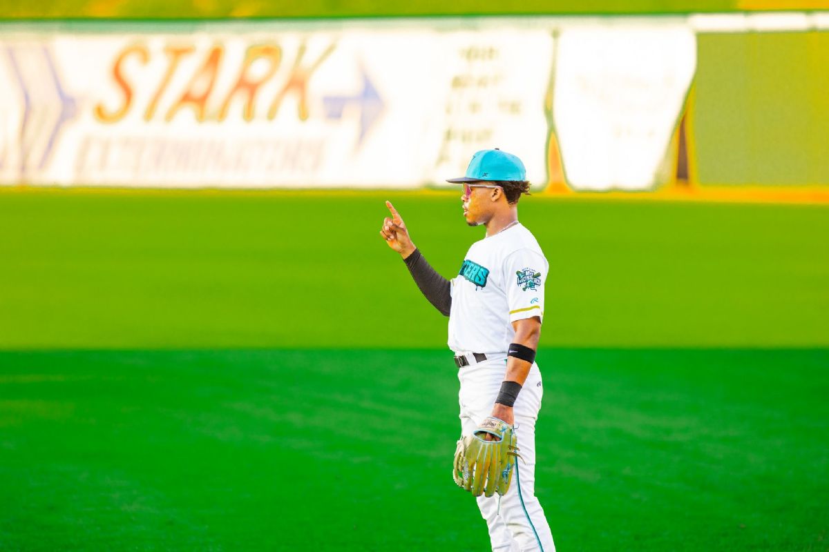 GAME RECAP: Skinner Shines, But Seventh-Inning Surge Sinks Monsters