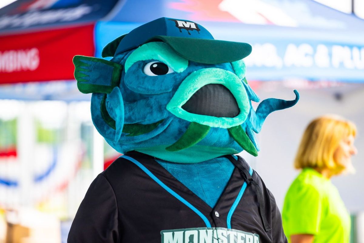 Costly Errors Haunt Mud Monsters in First Loss of 2026
